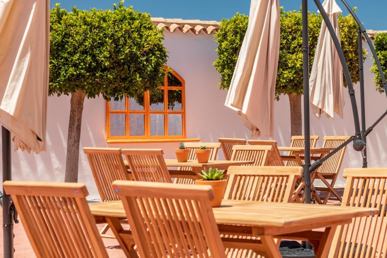Hotel Marhava Conil De La Frontera Buitenkant foto